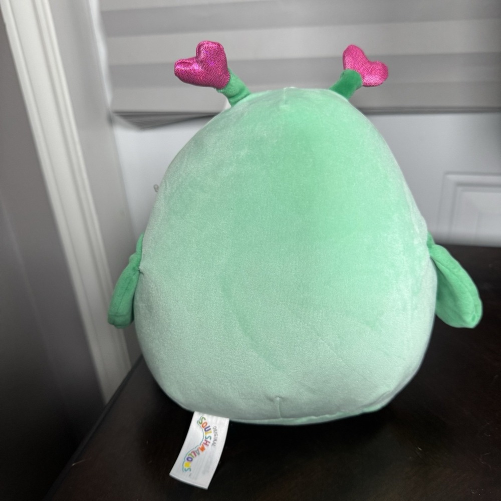 Squishmallow 8" Mattea 2023 Grasshopper Green Valentines Plush Toy - S8 #2103 - Picture 2 of 6